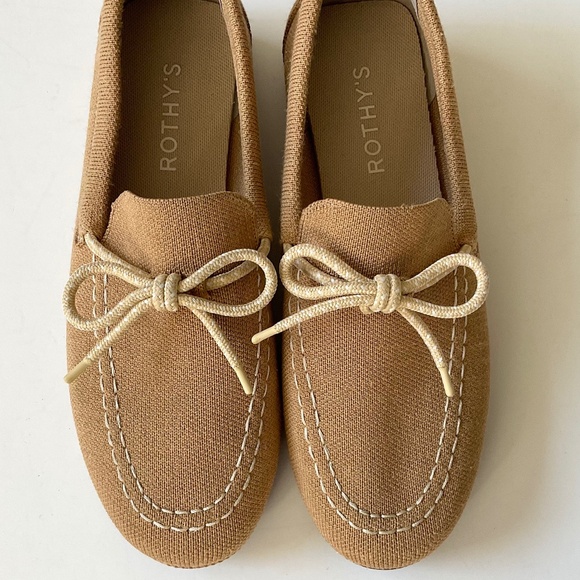 ROTHY’S The Boat Shoe Tan  Size 7 NWOT - Picture 1 of 12
